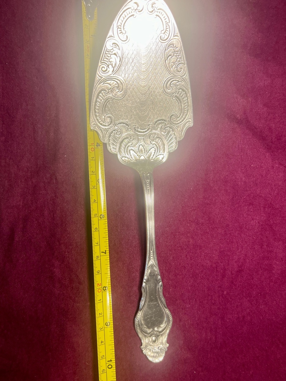 Standard Silver Co. / St. Louis | Silver-Plate Antique Cake Server | 1900s - Picture 8 of 8